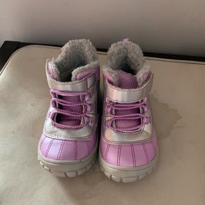 Wonder Nation Snow Boots (size 6)